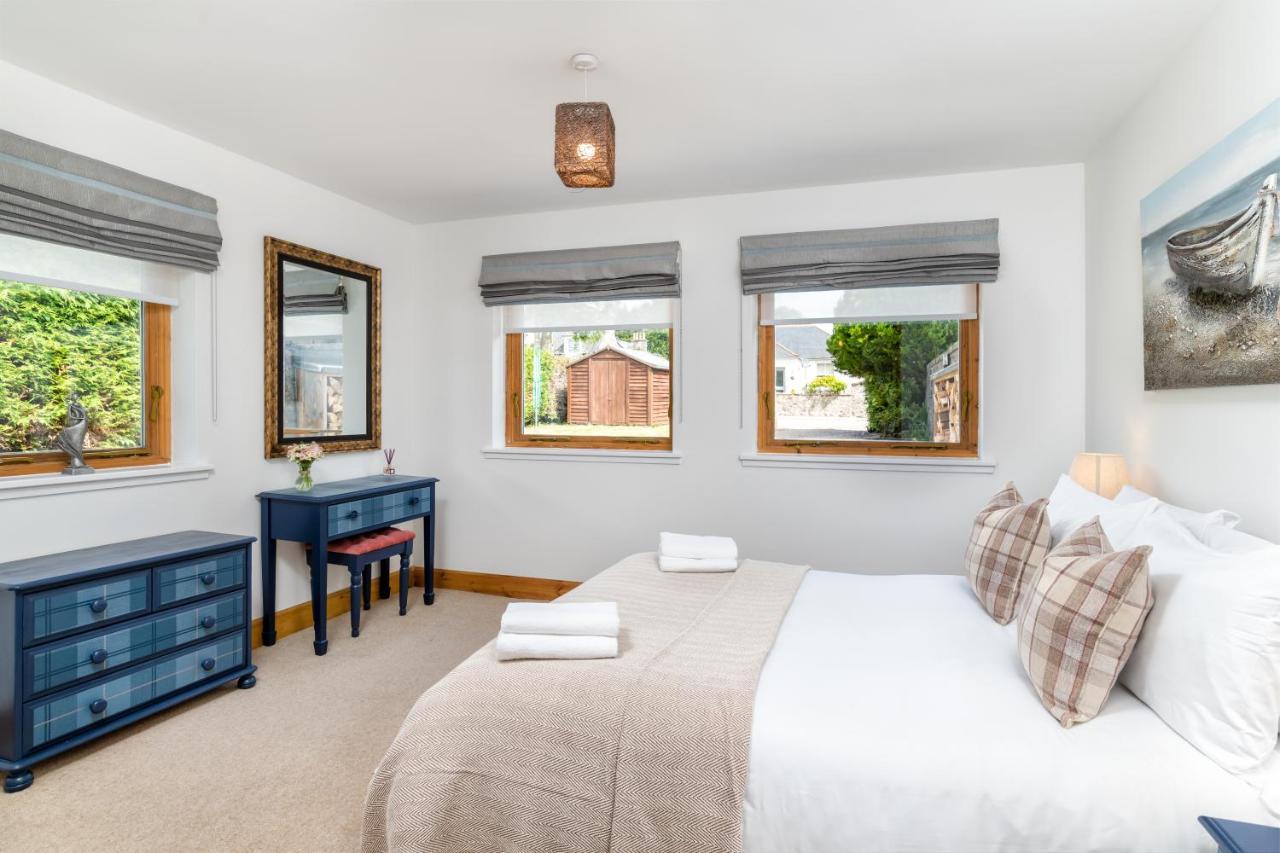 בלאטר Dormie Cottage, Lovely Bright And Spacious Bungalow With Wood Fire מראה חיצוני תמונה
