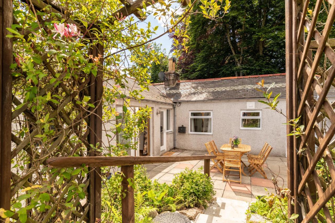 בלאטר Dormie Cottage, Lovely Bright And Spacious Bungalow With Wood Fire מראה חיצוני תמונה